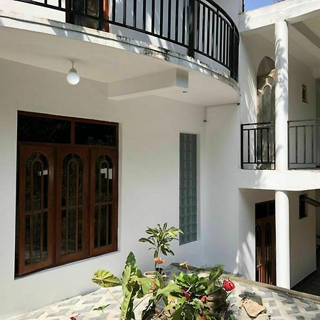 Miracle Villa كاندي المظهر الخارجي الصورة